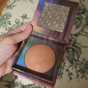 Urban Decay Naked Illuminated Fireball